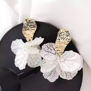 Buy 1 get 1 50% off Brand New White Shell Flower Drop Earrings